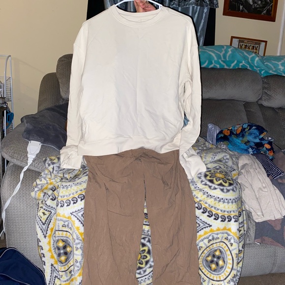 Bundle cloths get a gift with purchase - Picture 4 of 12